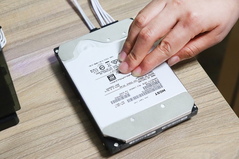 #超大容量 自由存储＃再也不愁空间不够了，HGST 10TB NAS硬盘深度评测
