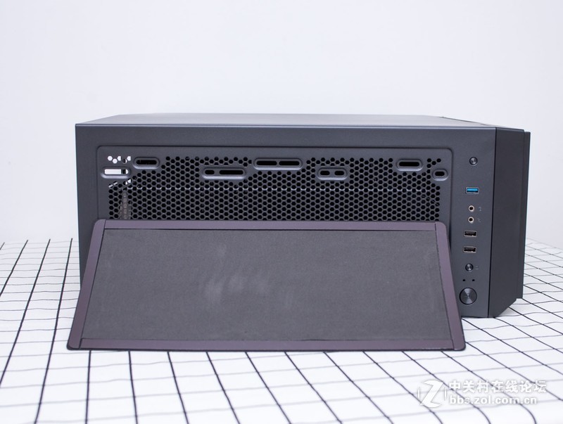 静音稳定箱子了解下，金河田峥嵘MUT1入箱体验