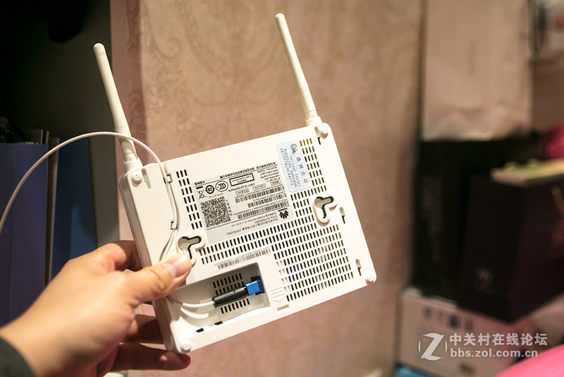 给家庭网络加把锁，华硕AC66U B1实现带宽合,净化网络小妙招