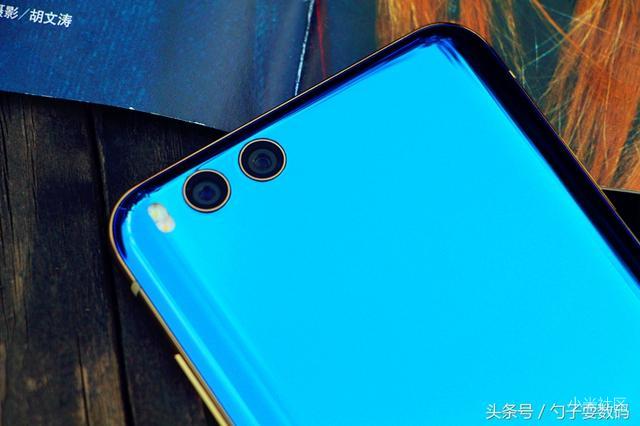蓝色小米6青春版精美图片