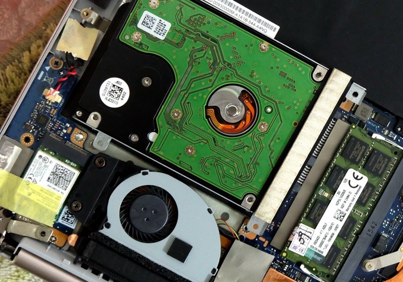 手把手教你换固态硬盘 让你的笔记本可以再战三年