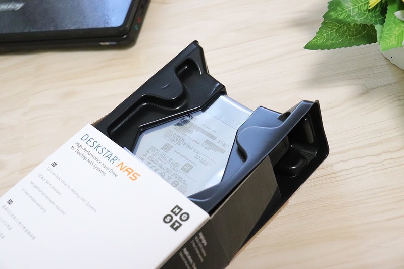 #超大容量 自由存储＃再也不愁空间不够了，HGST 10TB NAS硬盘开箱、简测篇