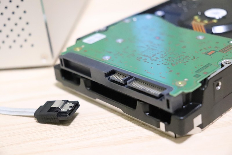 #超大容量 自由存储＃再也不愁空间不够了，HGST 10TB NAS硬盘开箱、简测篇