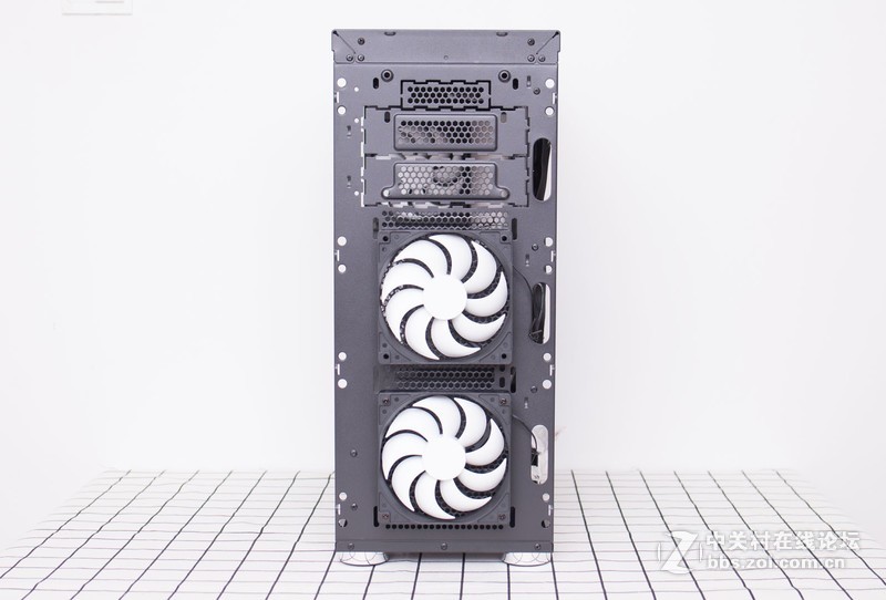 静音稳定箱子了解下，金河田峥嵘MUT1入箱体验