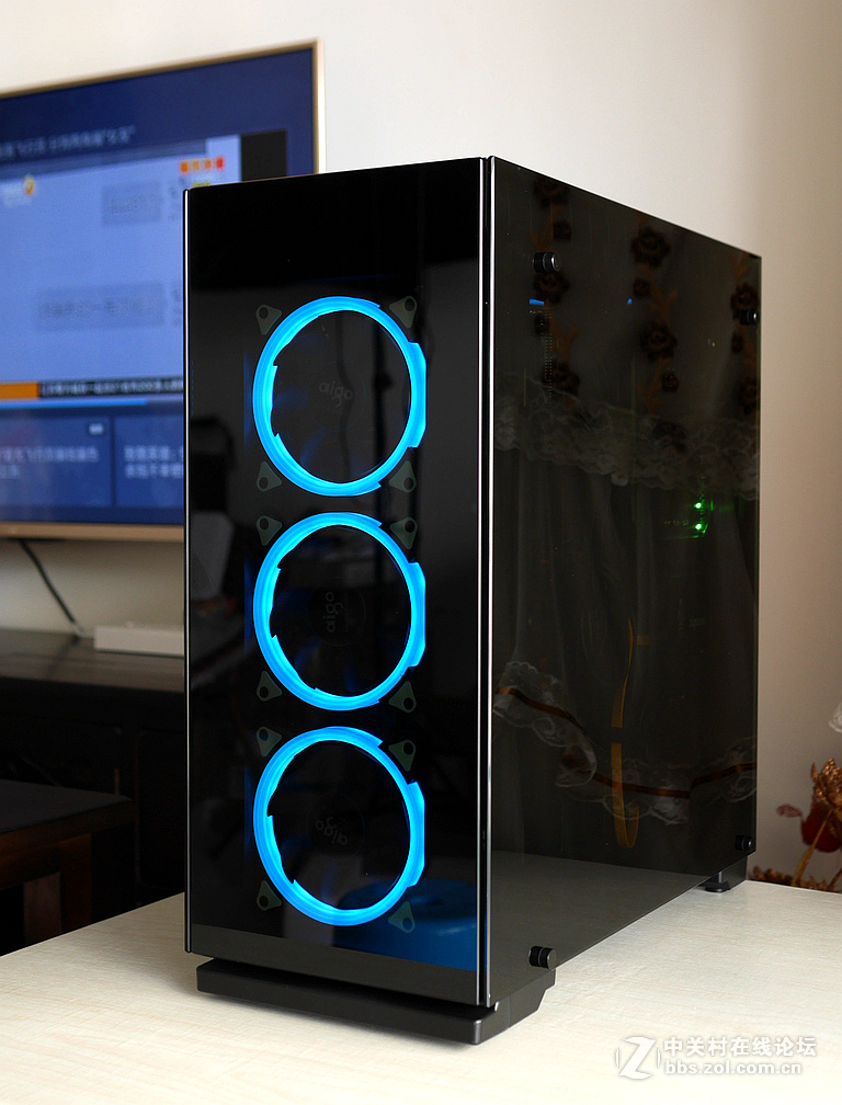 玩玩极光风扇的RGB炫光切换  爱国者（aigo）月光宝盒曜机箱装机体验