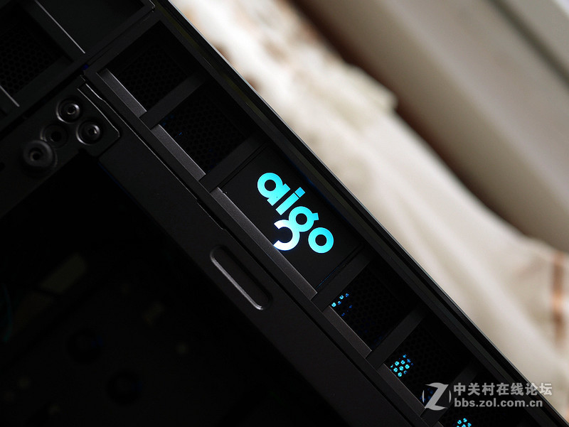 玩玩极光风扇的RGB炫光切换  爱国者（aigo）月光宝盒曜机箱装机体验