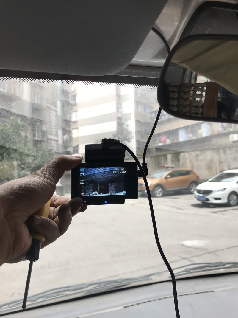 【新春试用+大智 N20 行车记录仪 五菱荣光装车篇】