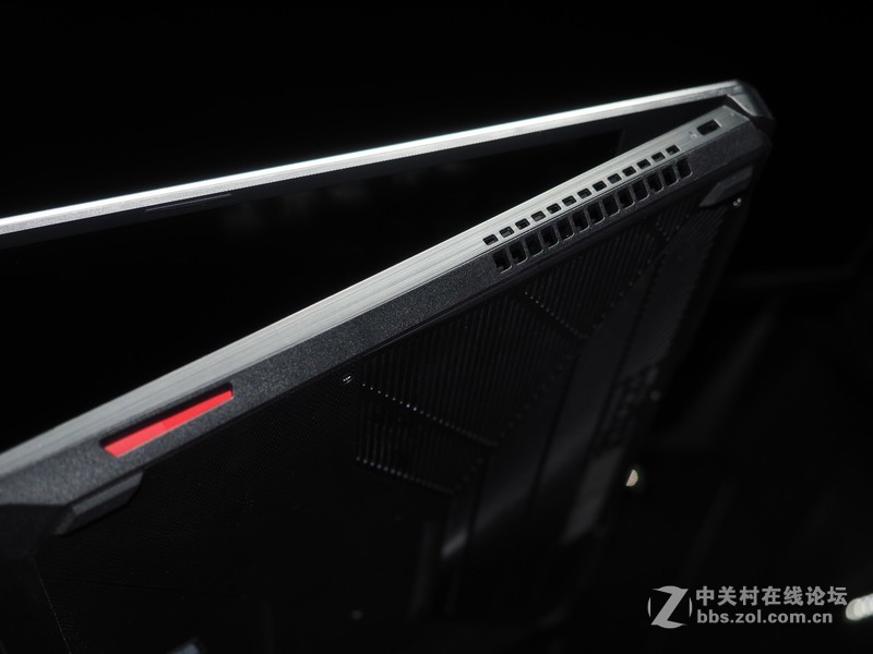 144Hz真香巨屏—华硕 飞行堡垒6 PLUS