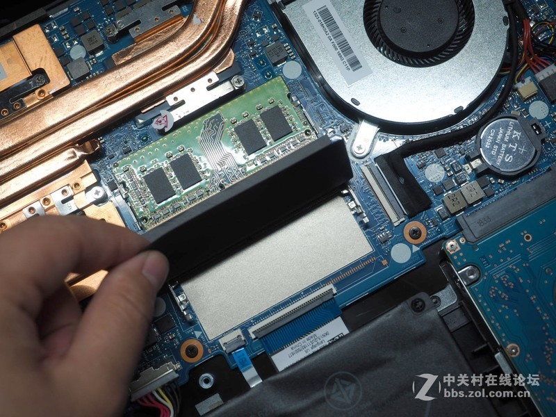 144Hz真香巨屏—华硕 飞行堡垒6 PLUS