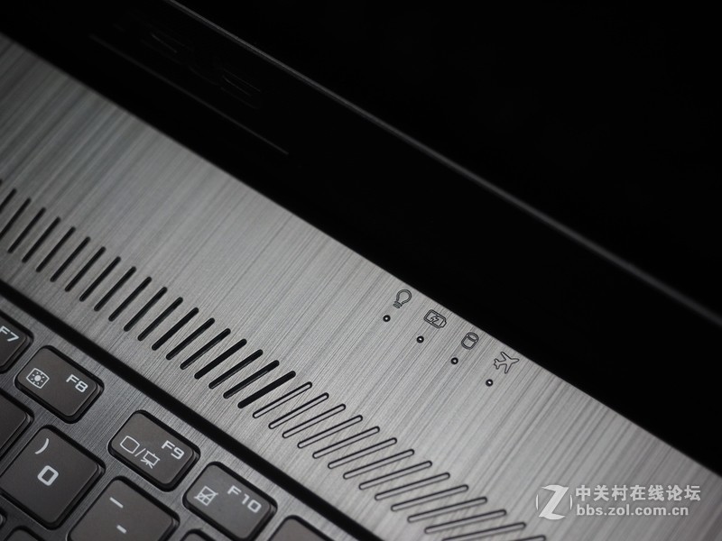 144Hz真香巨屏—华硕 飞行堡垒6 PLUS