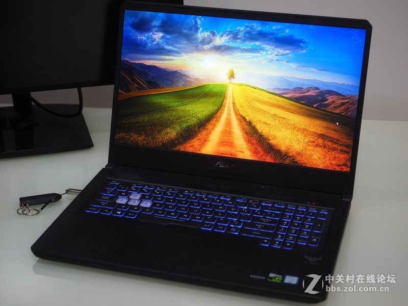 144Hz真香巨屏—华硕 飞行堡垒6 PLUS