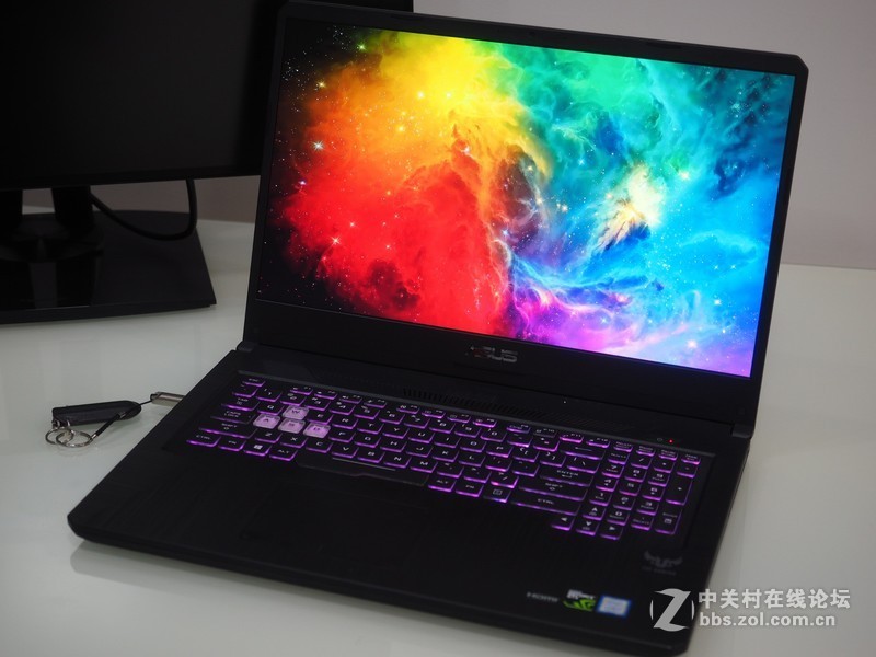 144Hz真香巨屏—华硕 飞行堡垒6 PLUS