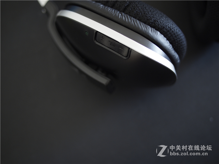 距离不是问题 打扰不再存在—雅天无线电视耳机ADH300