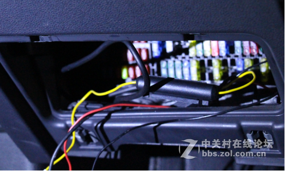 后视镜导航还是很好安装的，看完就会~