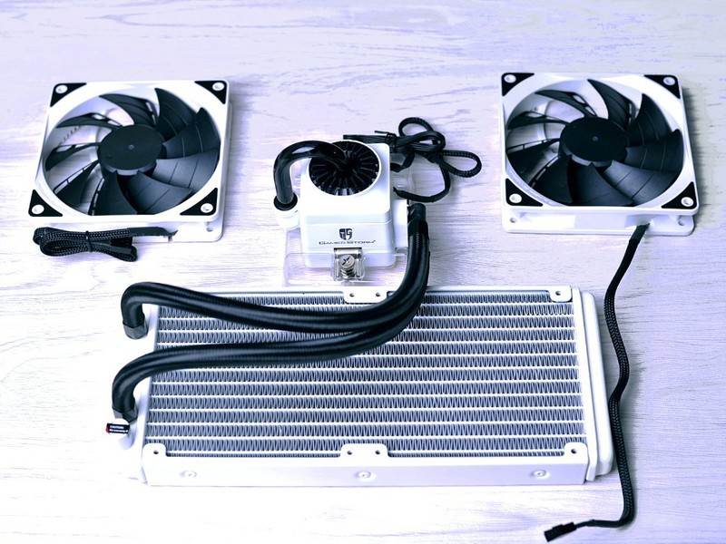 intel信仰需充值，攒个X299+GTX1070Ti再福利超频教程，还有吃鸡真需要关闭超线程