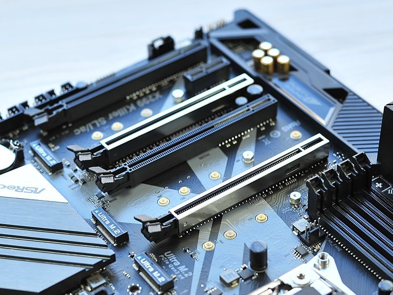 intel信仰需充值，攒个X299+GTX1070Ti再福利超频教程，还有吃鸡真需要关闭超线程