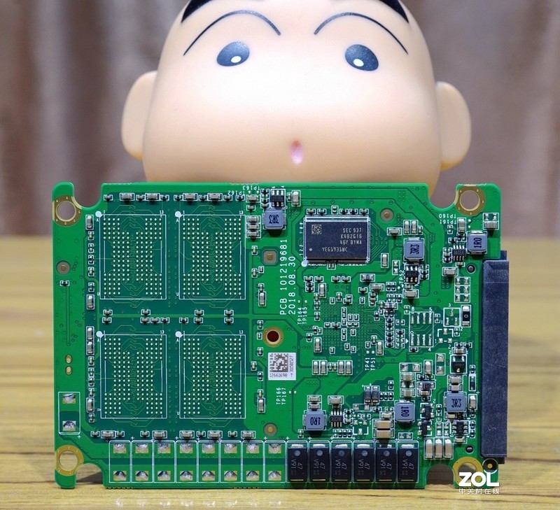 每天写入144GB数据，入门企业级SSD能扛几年？——海康威视E200P 512GB入手小测