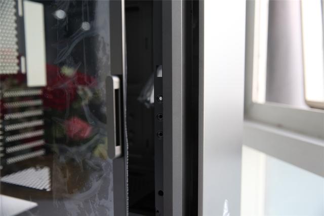 用显卡给手机快充？浑身都是快充头的直男1号10600K+2070S装机体验