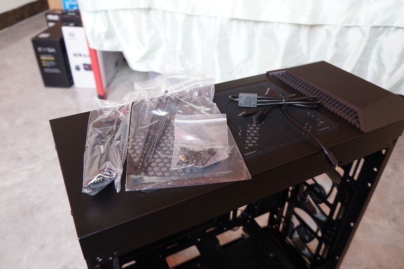 8700K横行时代，现在弄i7-6800K主机是不是有点过时？