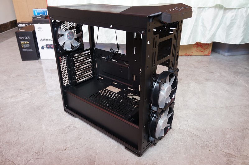 8700K横行时代，现在弄i7-6800K主机是不是有点过时？