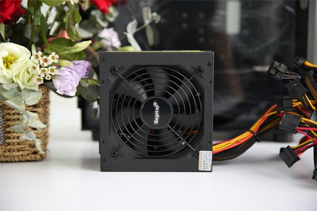 用显卡给手机快充？浑身都是快充头的直男1号10600K+2070S装机体验