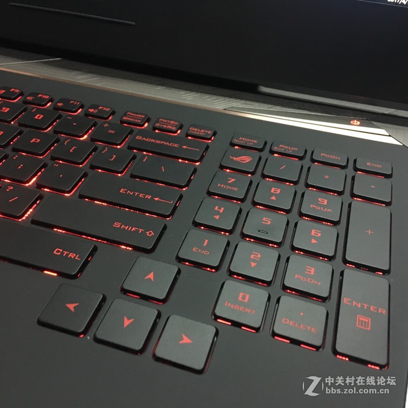 【薇薇娜】华硕ROG玩家国度GFX72评测、高清大图！