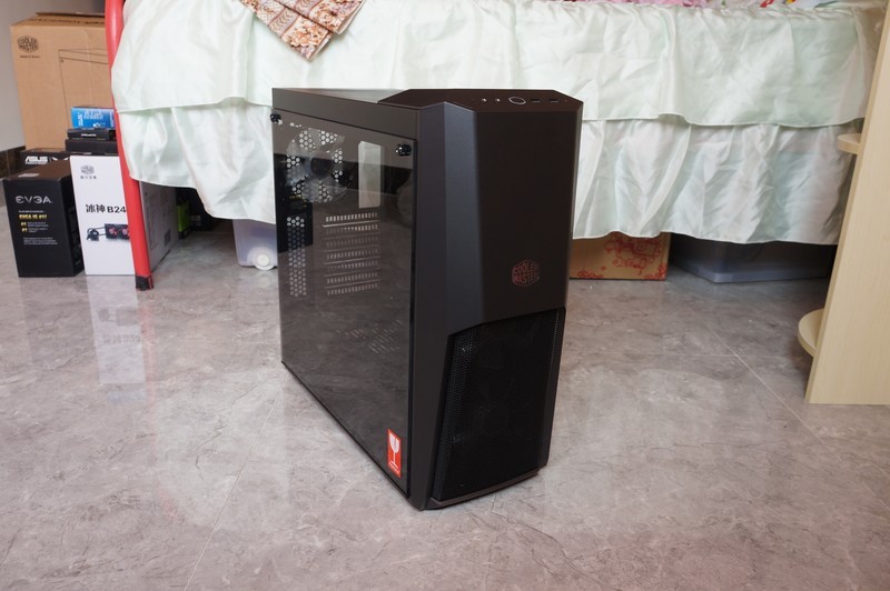 8700K横行时代，现在弄i7-6800K主机是不是有点过时？