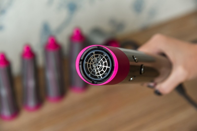 戴森卷发棒真的物超所值？女神亲自体验后已爱不释手！