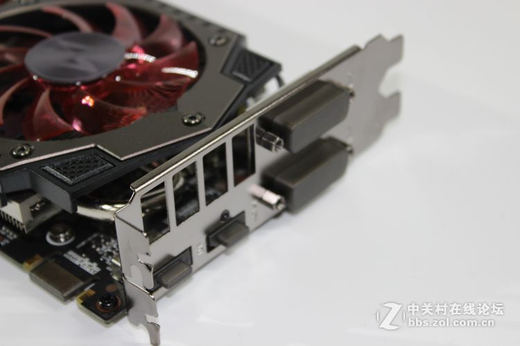 #名人堂积分争霸赛#影驰的情——960GAMER