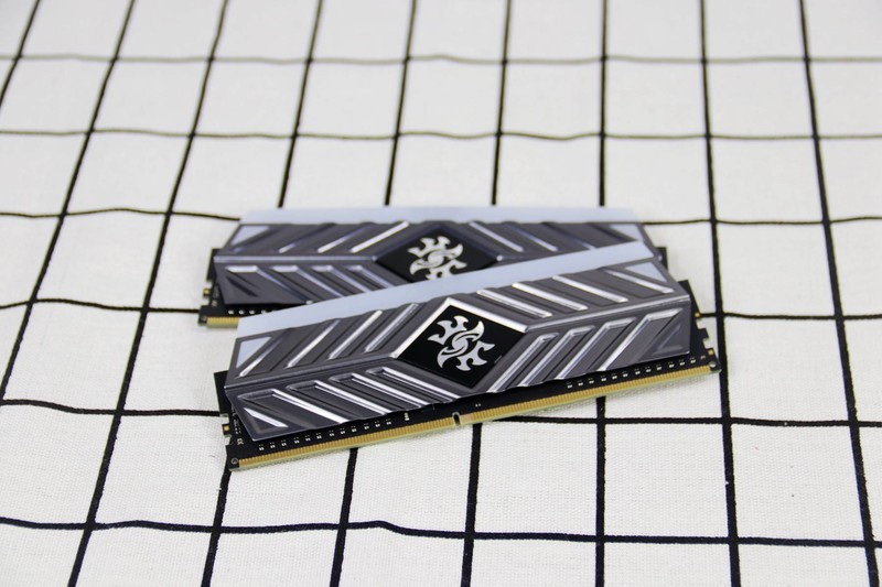 打造RTX2070超级小钢炮，Tt Level 20 VT装机评测