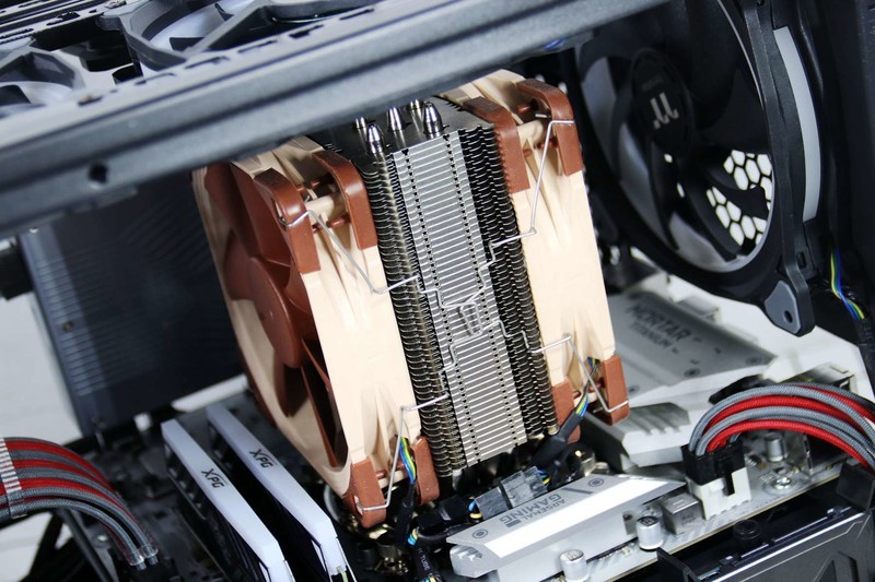 打造RTX2070超级小钢炮，Tt Level 20 VT装机评测