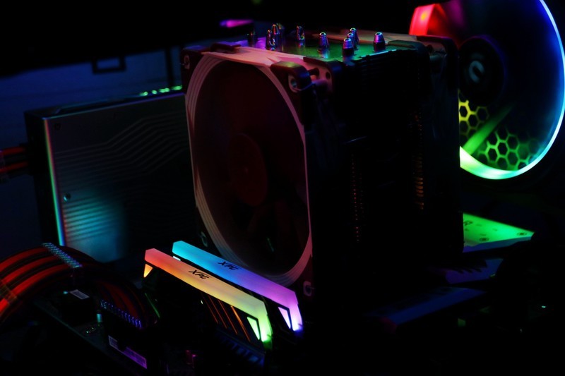 打造RTX2070超级小钢炮，Tt Level 20 VT装机评测