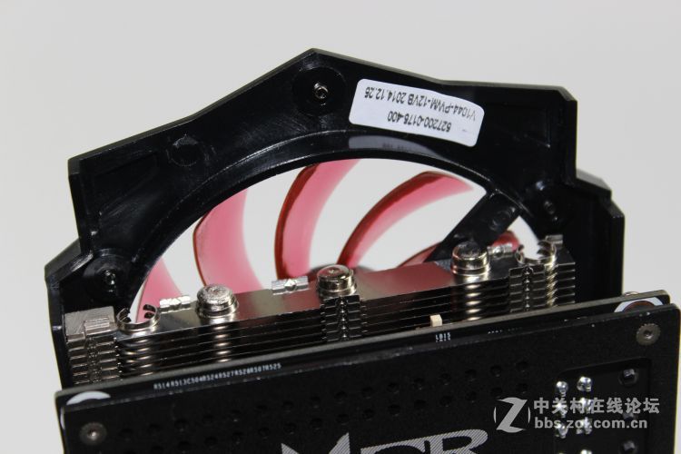 #名人堂积分争霸赛#影驰的情——960GAMER