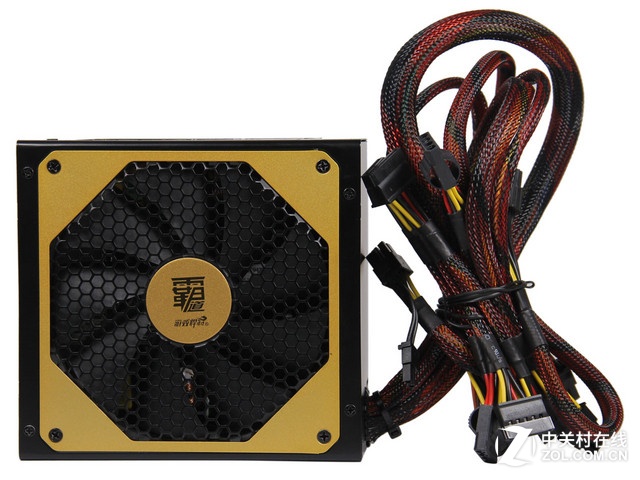 国产白金模组添新军 游戏悍将550W评测