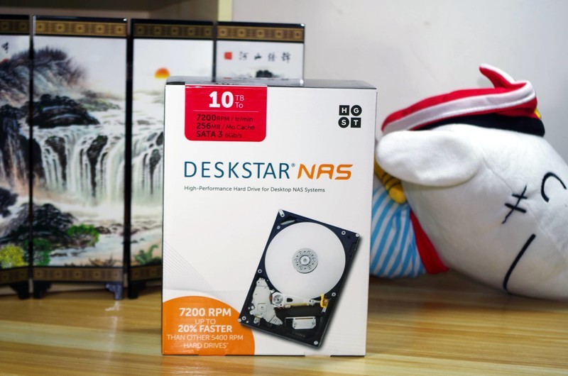 #超大容量 自由存储＃傲视群雄的读写速度——HGST NAS 10T