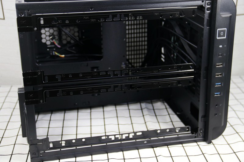 打造RTX2070超级小钢炮，Tt Level 20 VT装机评测