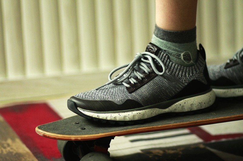 透气飞织 皮革混搭 七面鲨鱼运动休闲鞋