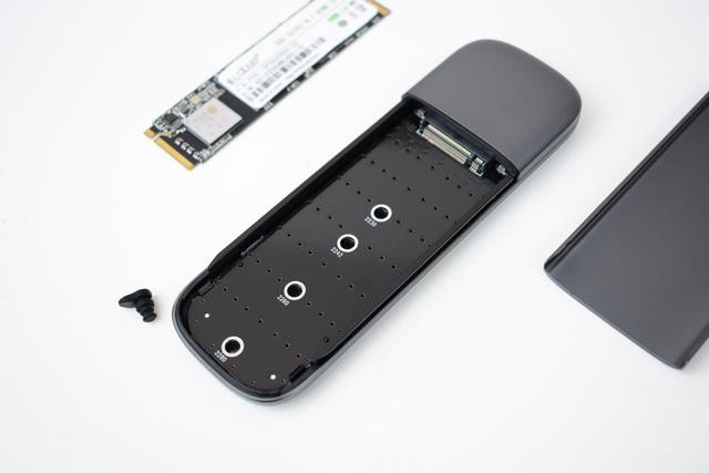 SSD该怎么选？能PCIe绝不SATA，超频三迅捷M.2 SSD 评测