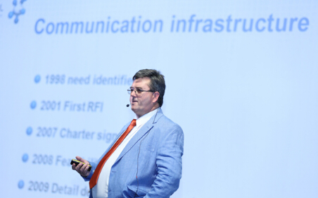 全球首款”ia”级防爆机亮相海能达360°峰会迪拜站