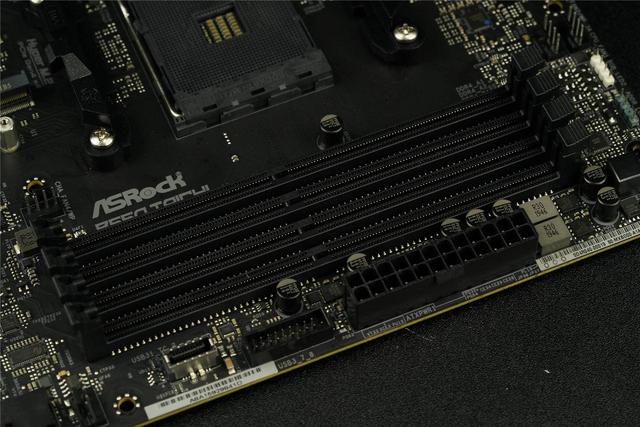 华擎B550 taichi太极曝光，妖板大王：拜托X570才是小弟好吗？