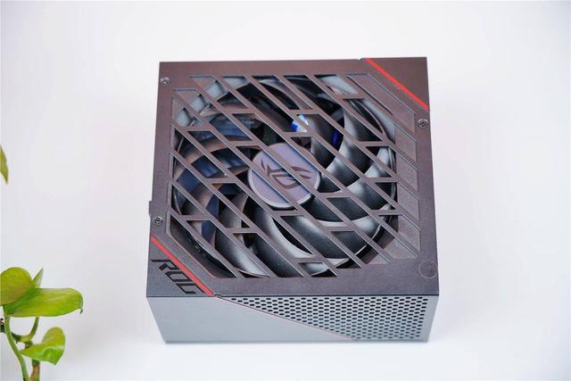 高端电源典范，实力与颜值并存--华硕ROG STRIX 750W电源分享