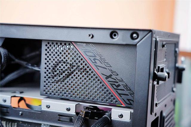 高端电源典范，实力与颜值并存--华硕ROG STRIX 750W电源分享