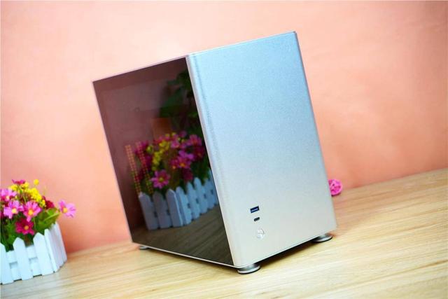 ITX处女作，老树发新芽-乔思伯A4 1.1 ITX 机箱分享