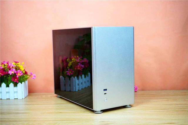 ITX处女作，老树发新芽-乔思伯A4 1.1 ITX 机箱分享