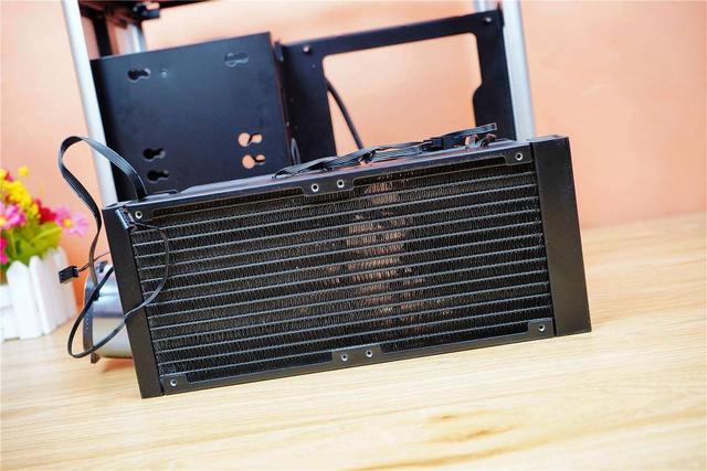 ITX处女作，老树发新芽-乔思伯A4 1.1 ITX 机箱分享