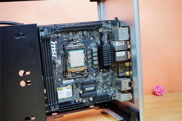 ITX处女作，老树发新芽-乔思伯A4 1.1 ITX 机箱分享