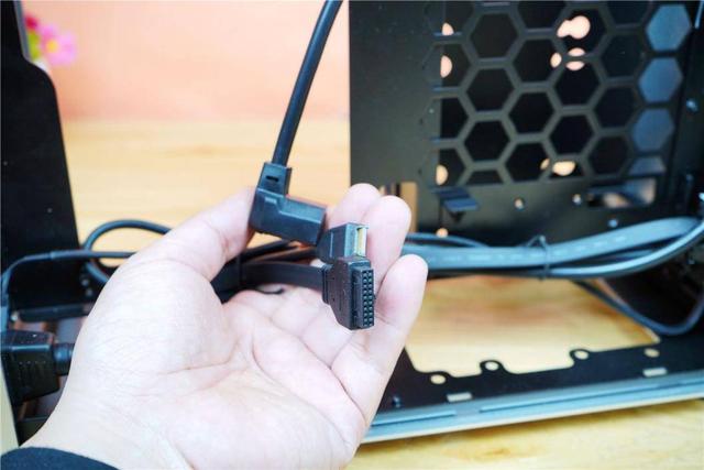 ITX处女作，老树发新芽-乔思伯A4 1.1 ITX 机箱分享