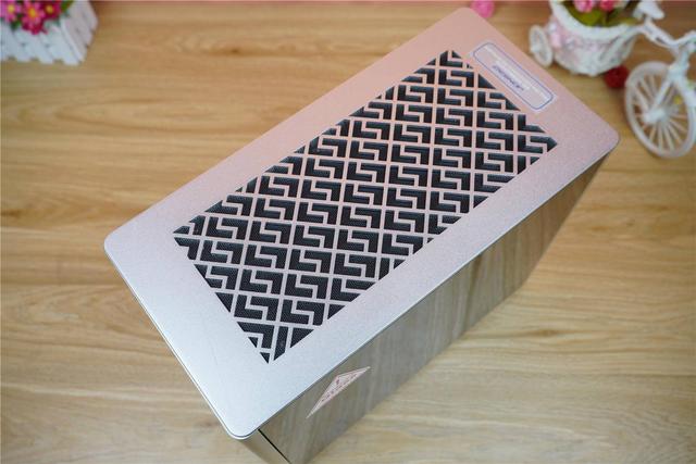 ITX处女作，老树发新芽-乔思伯A4 1.1 ITX 机箱分享