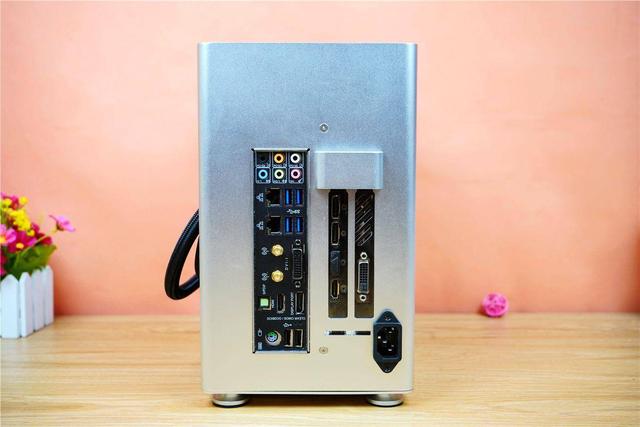 ITX处女作，老树发新芽-乔思伯A4 1.1 ITX 机箱分享