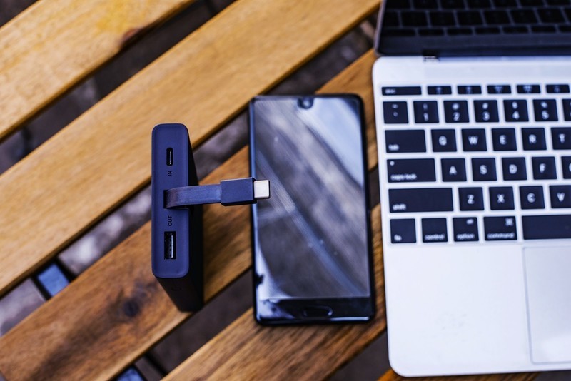 Type-C与快充打包，绿联PB108移动电源试用